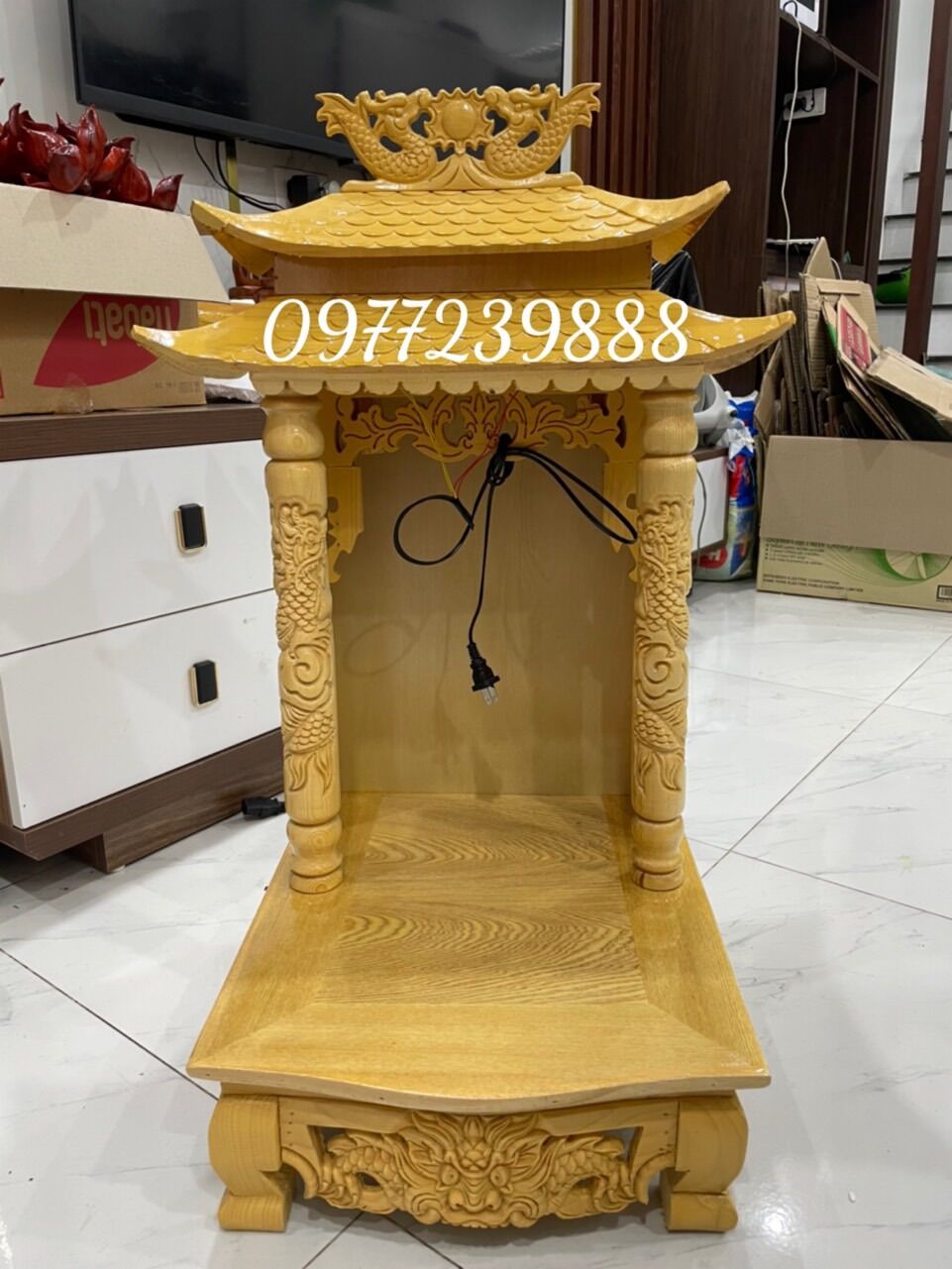 Bàn thờ thần tài bằng gỗ pơmu