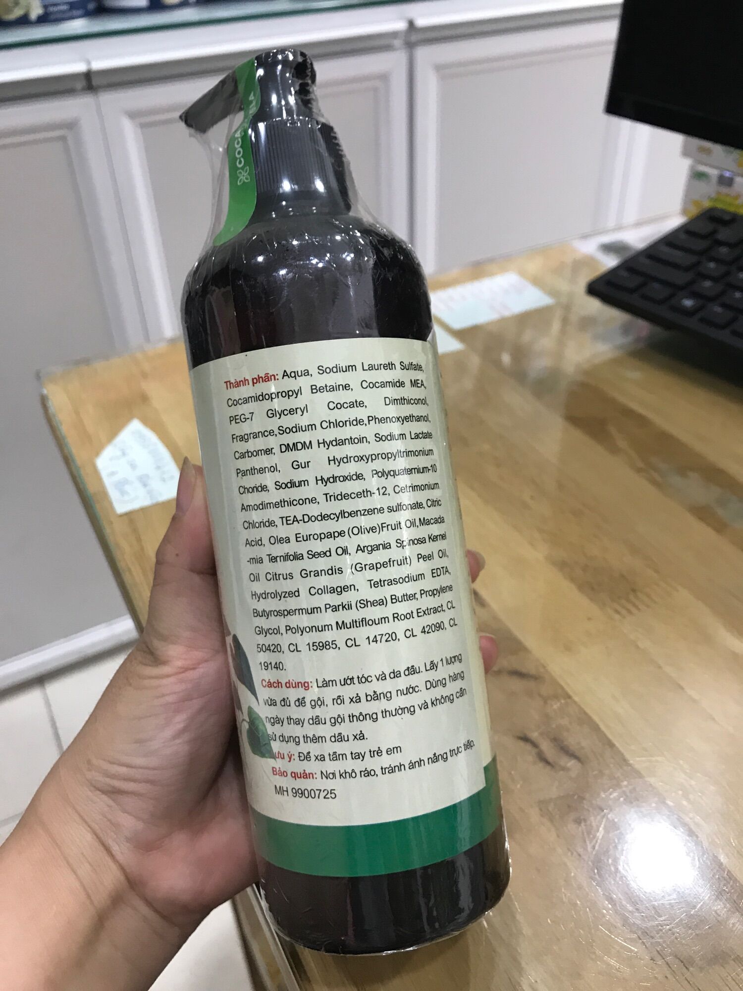 Dầu gội hà thủ ô. Chai 800ml