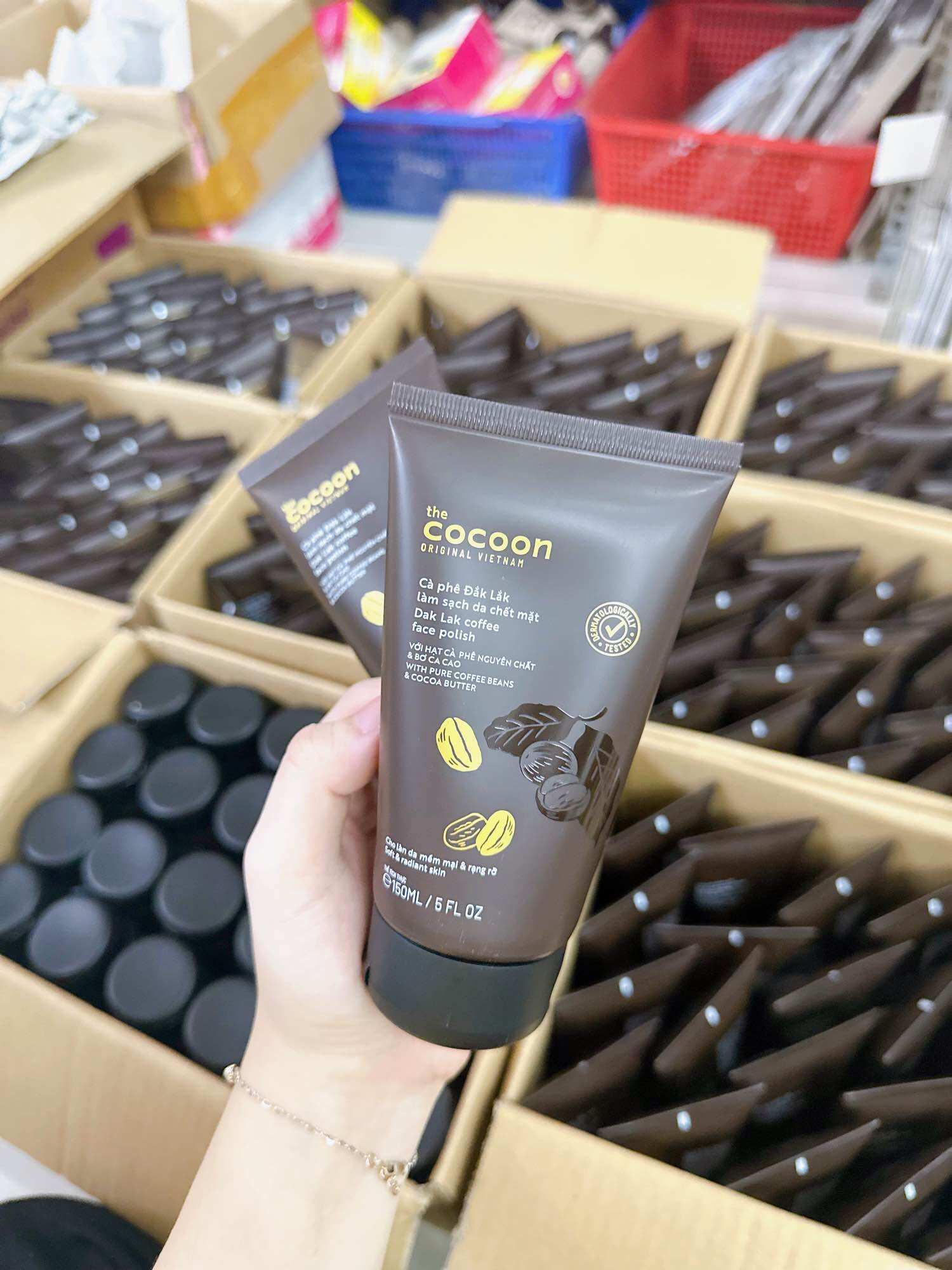 Cà phê tẩy da chết da mặt cocoon 150ml