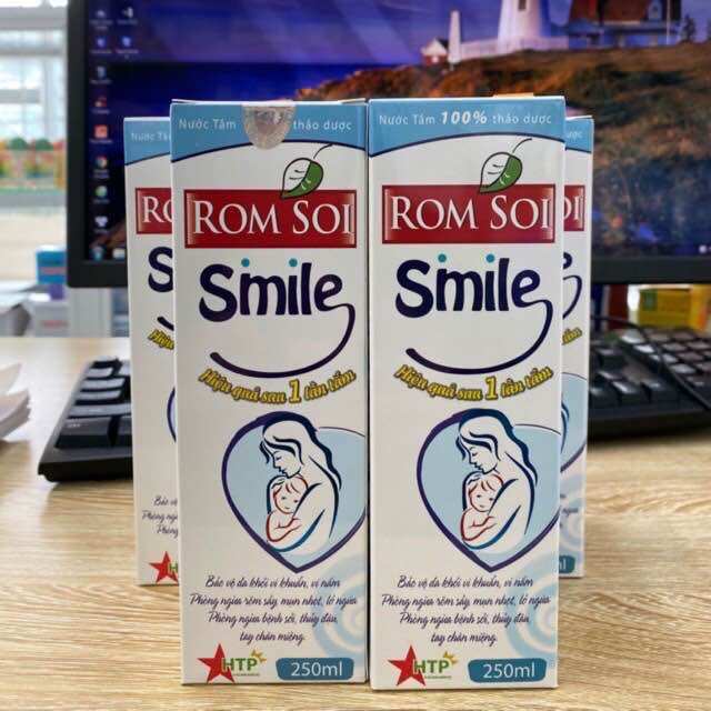 Nước tắm thảo dược Romsoi Smile