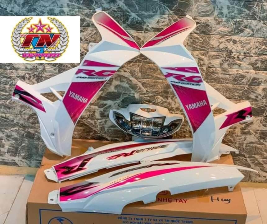 Dàn áo Sirius Trắng kèm tem RC Hồng (Xem MÔ TẢ)