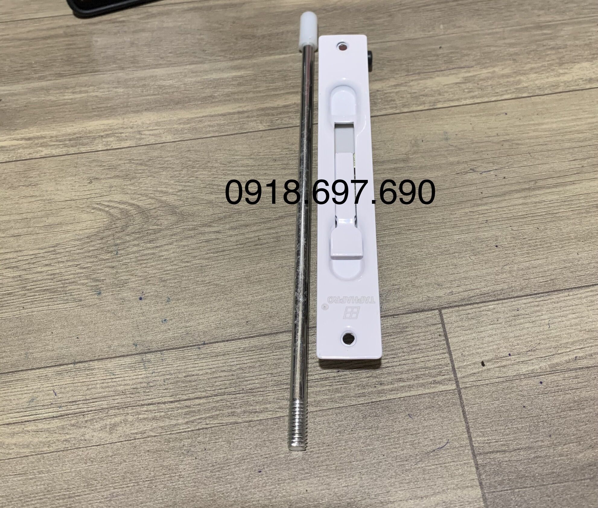 Chốt âm TPR MÀU trắng sữa cửa sắt / nhôm