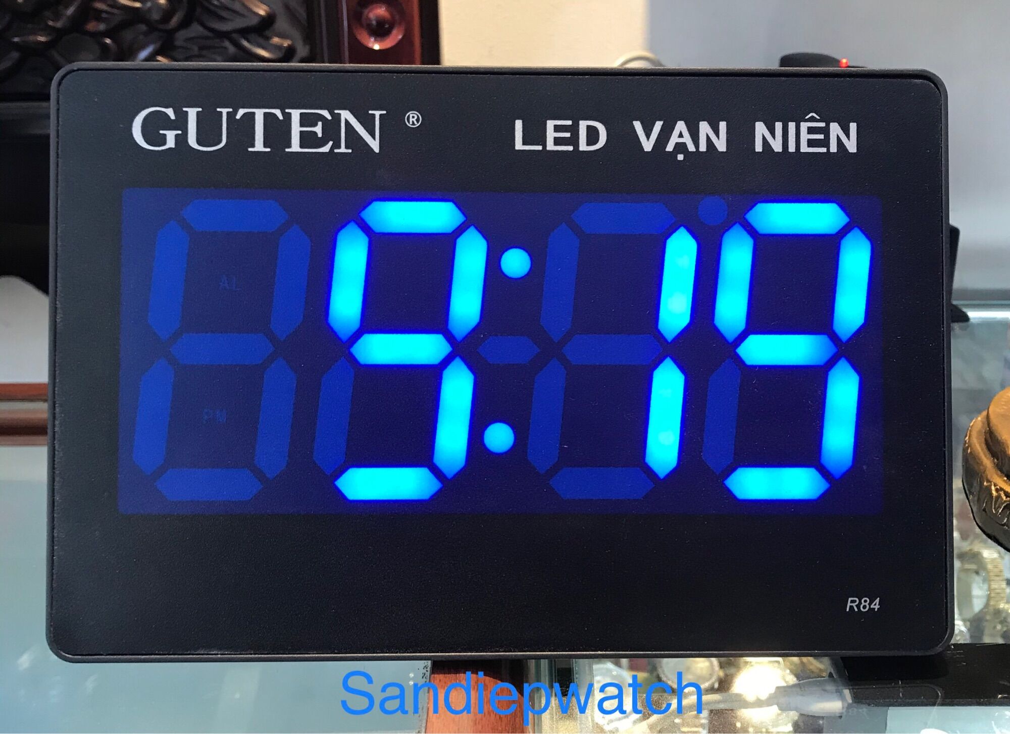 ĐỒNG HỒ LED VẠN NIÊN ĐỂ BÀN , TREO TƯỜNG