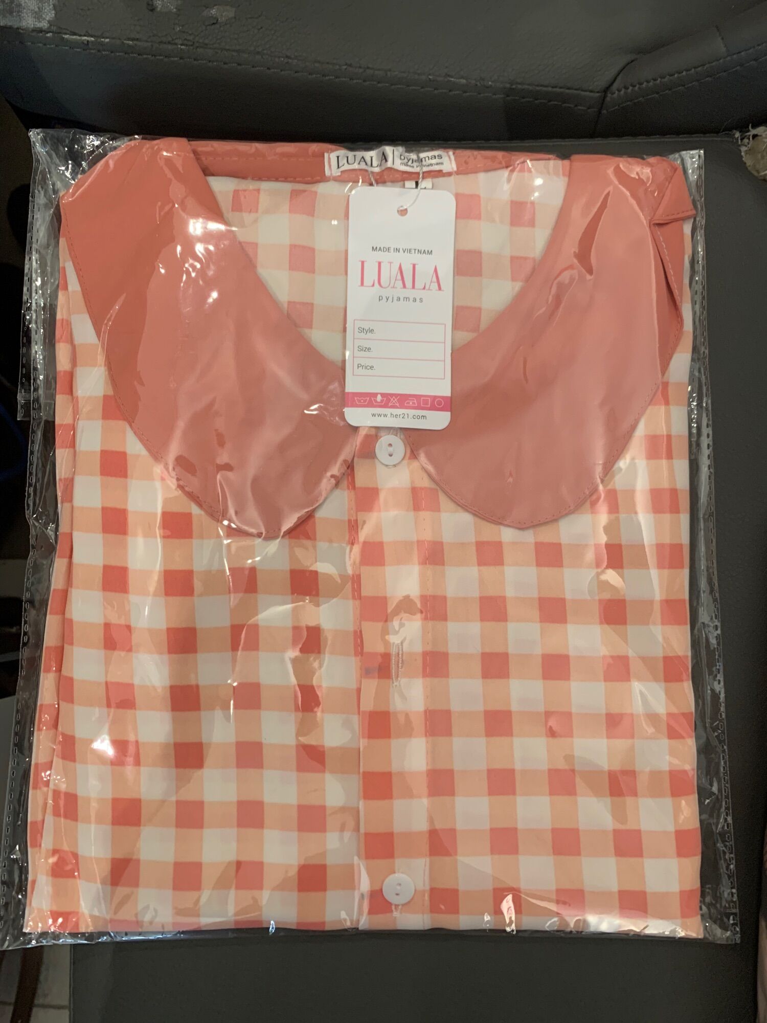 Bộ lụa Mango sọc tay ngắn quần lửng cao cấp có size