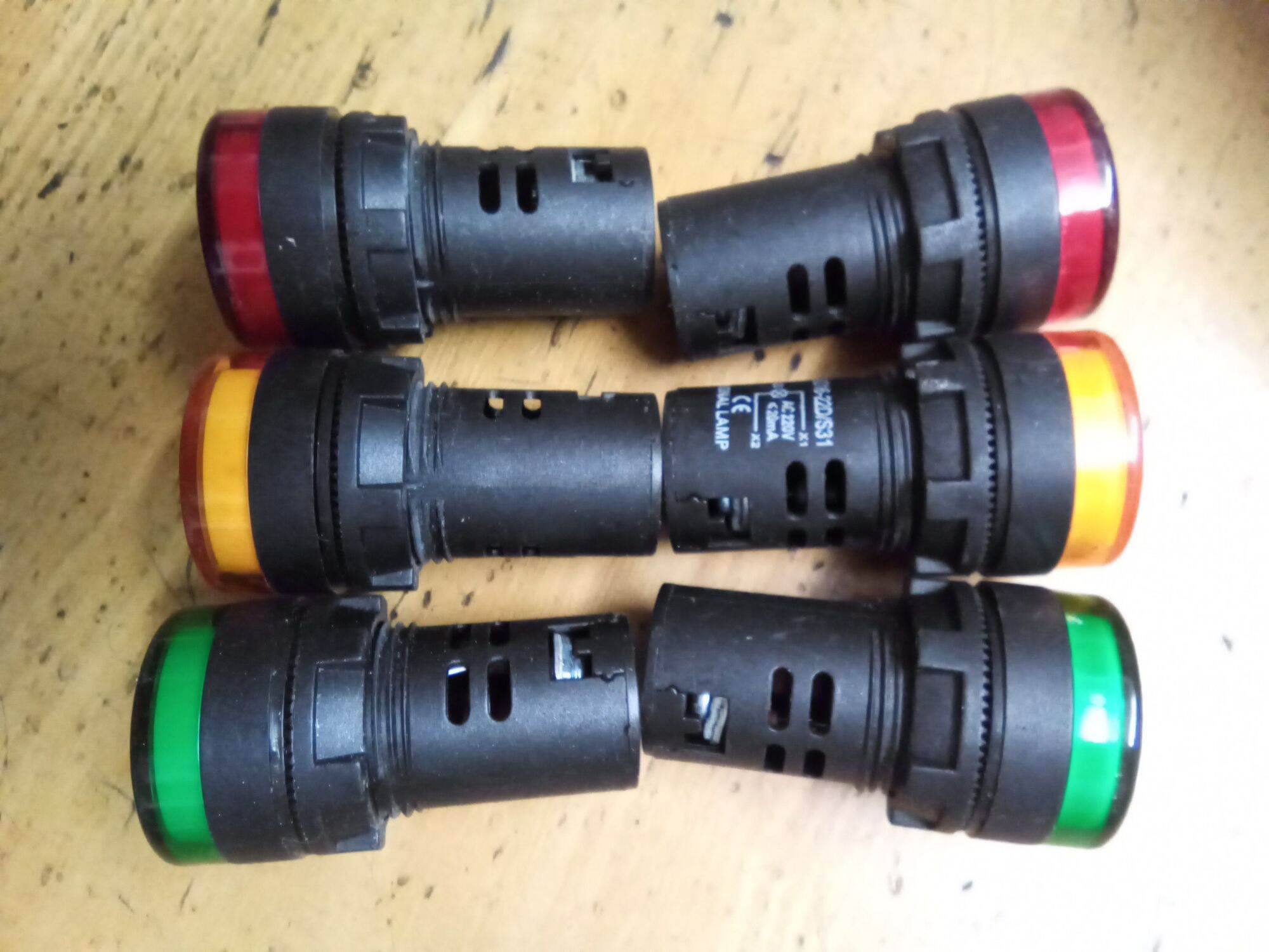 Combo 3 đèn báo tủ điện phi 22 đỏ vàng xanh 220v