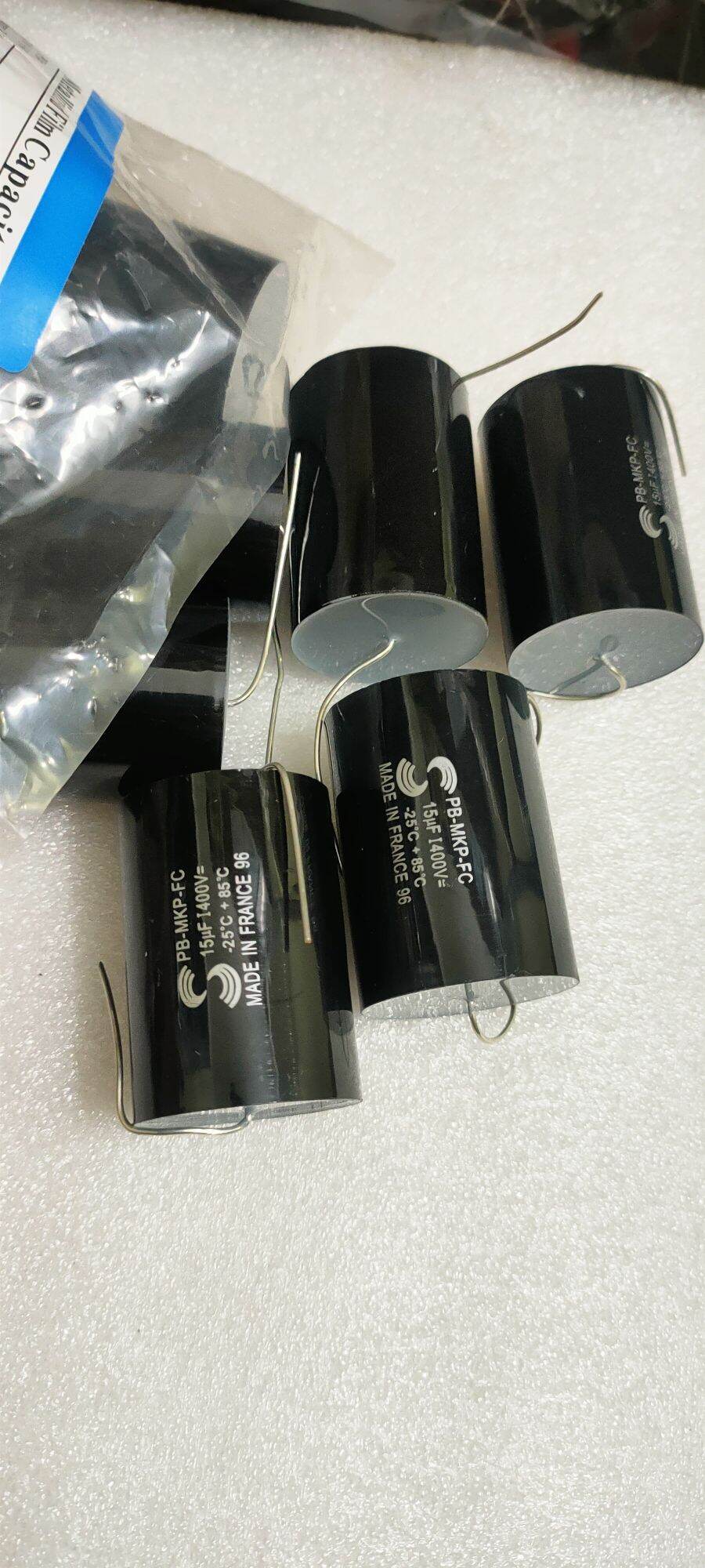 Tụ phân tần loa 15uf 400v