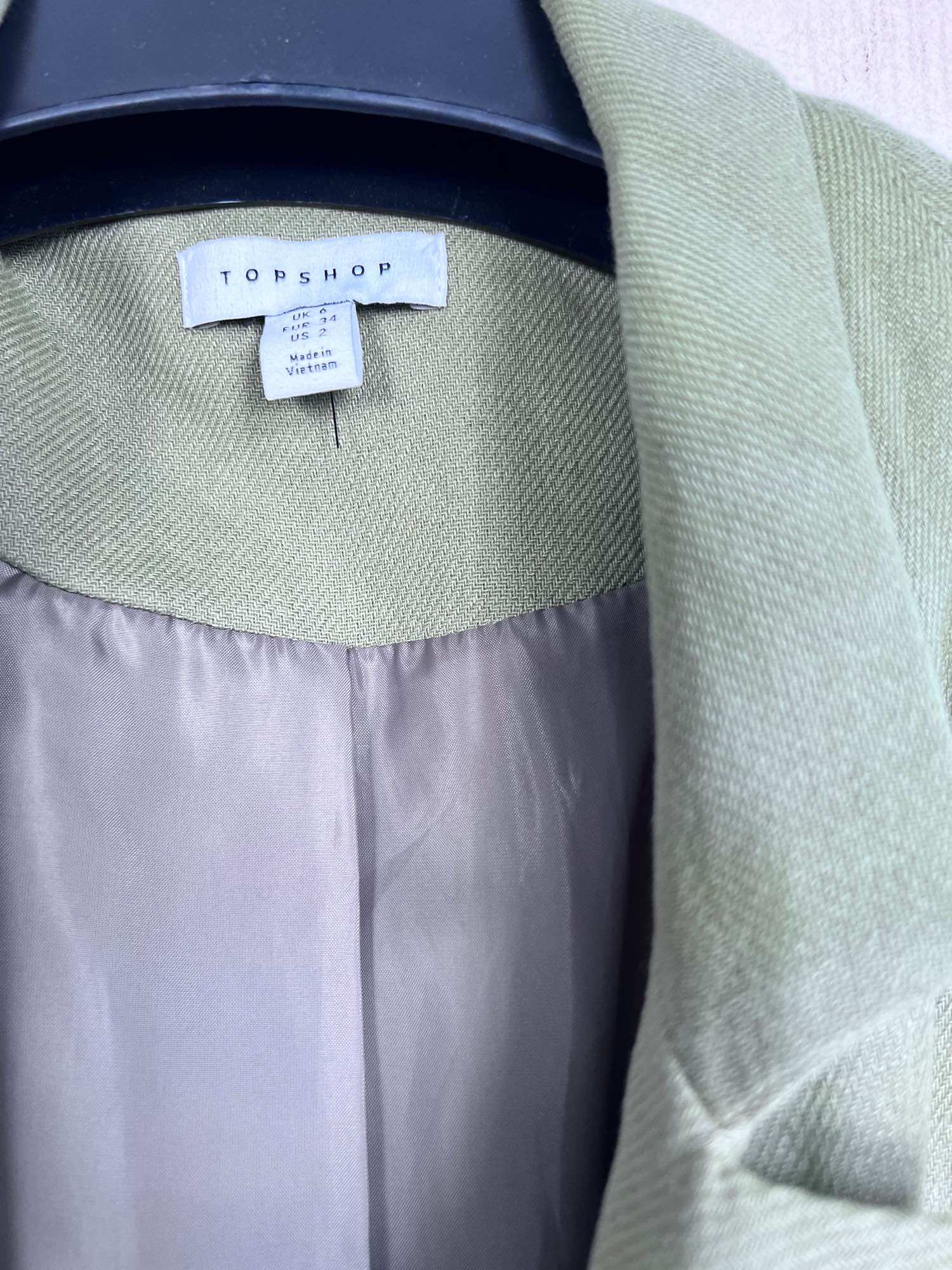 Vest Topshop Authentic sz 6, new 95%