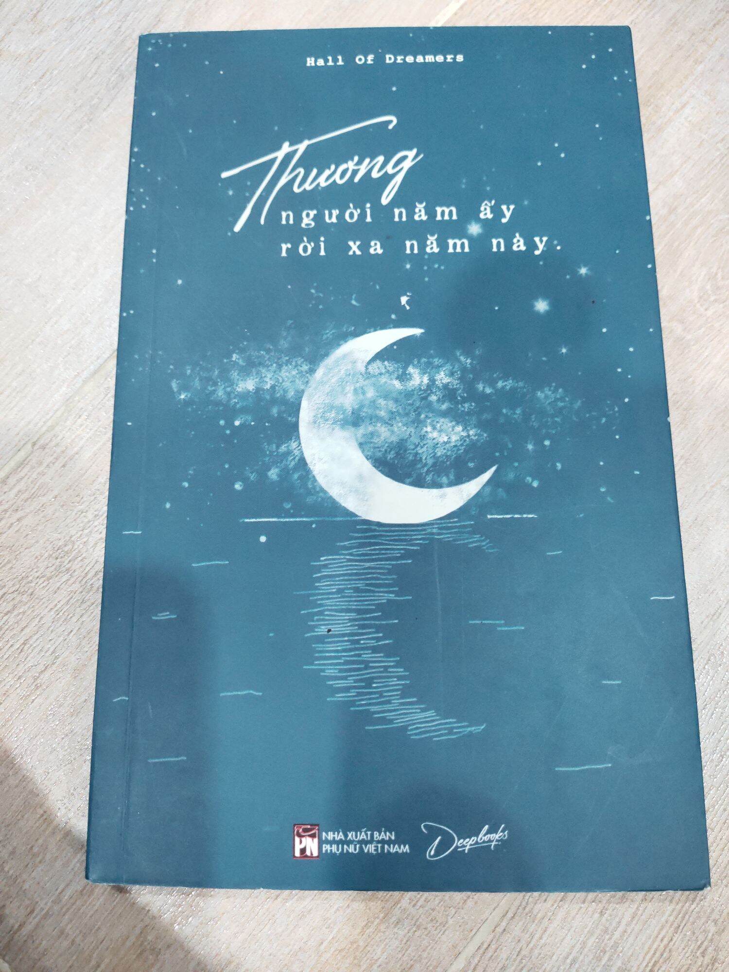 Thương người năm ấy rời xa năm này