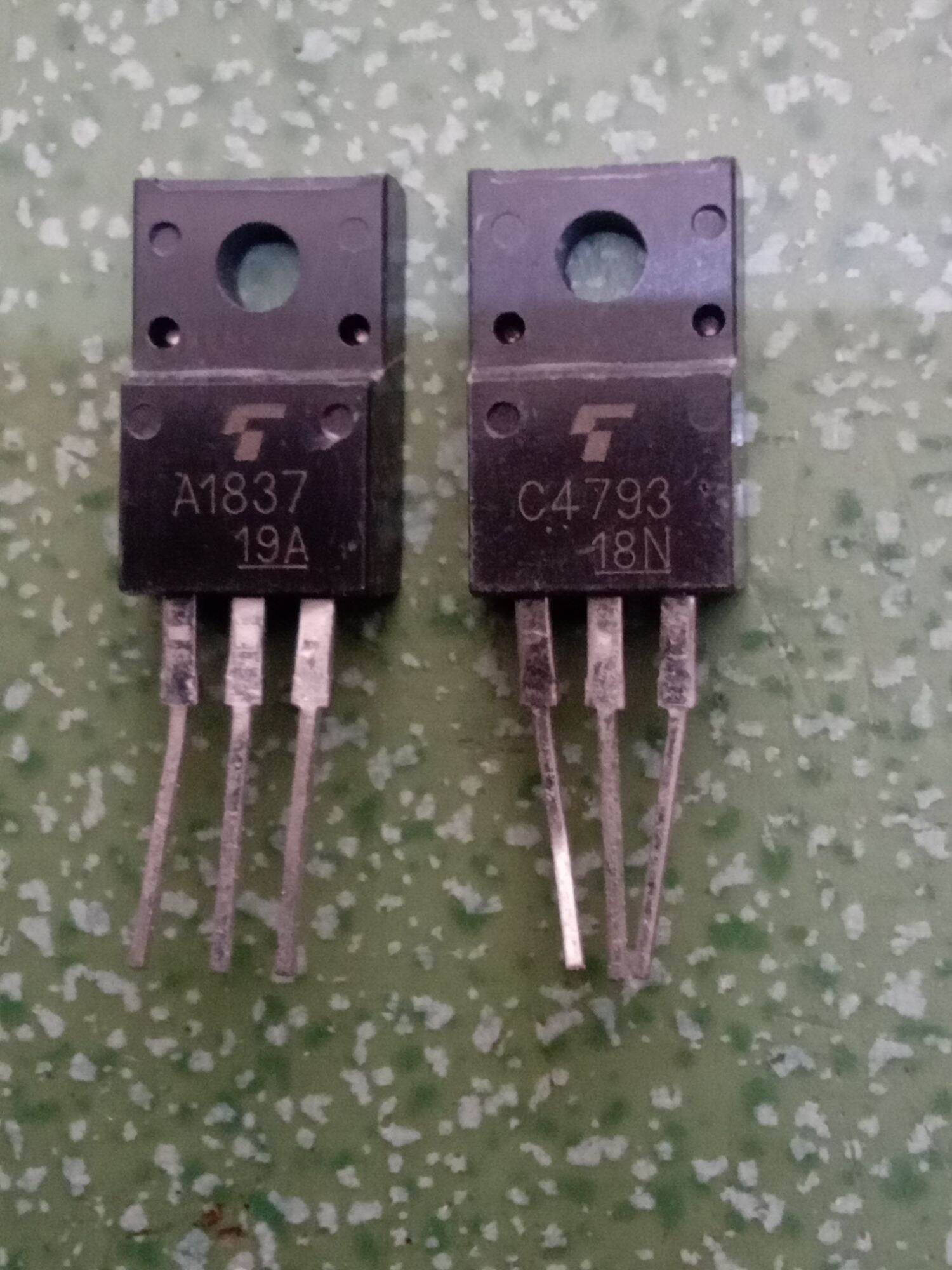 TRANSITOR BÃI  A1837+C4793(1 ĐÔI)