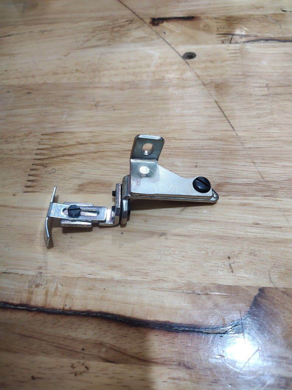 bộ bắt cữ máy vắt sổ