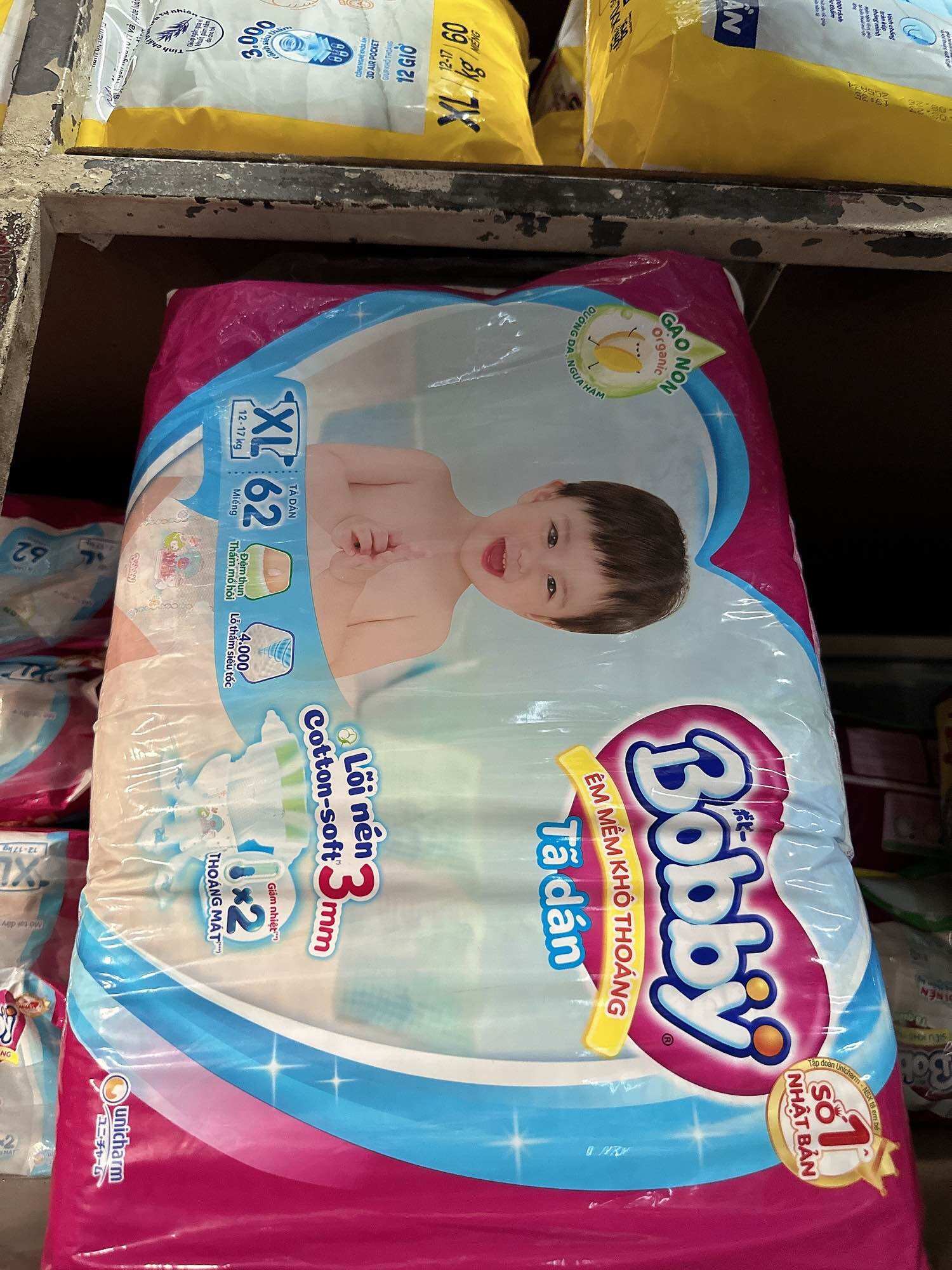 TÃ DÁN BOBBY SIÊU THOÁNG SIZE XL 62 MIẾNG (12-17kg)