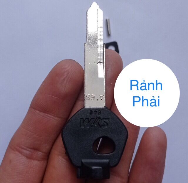 Phôi chìa khoá SYM TỪ ngắn ( rảnh phải )