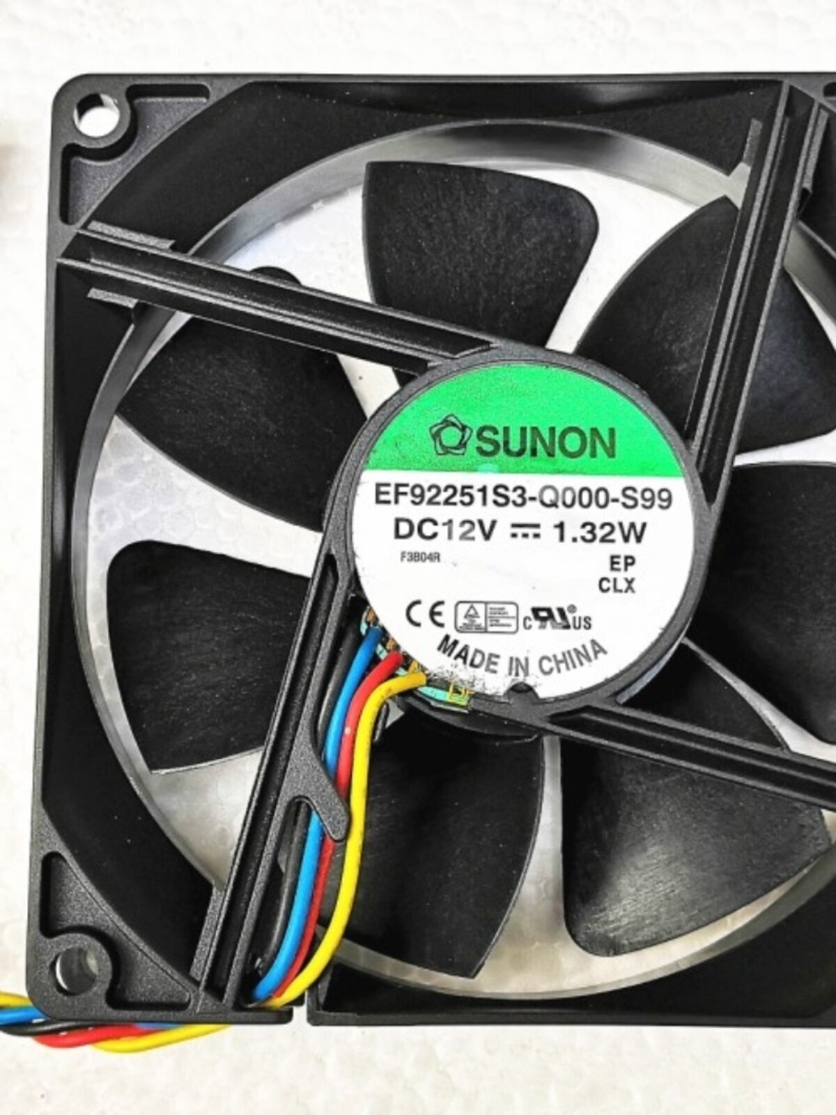 Silent 4-Line PWM Speed Control Fan 90mm Giá 97,000 Đồng*Miễn phí vận chuyển