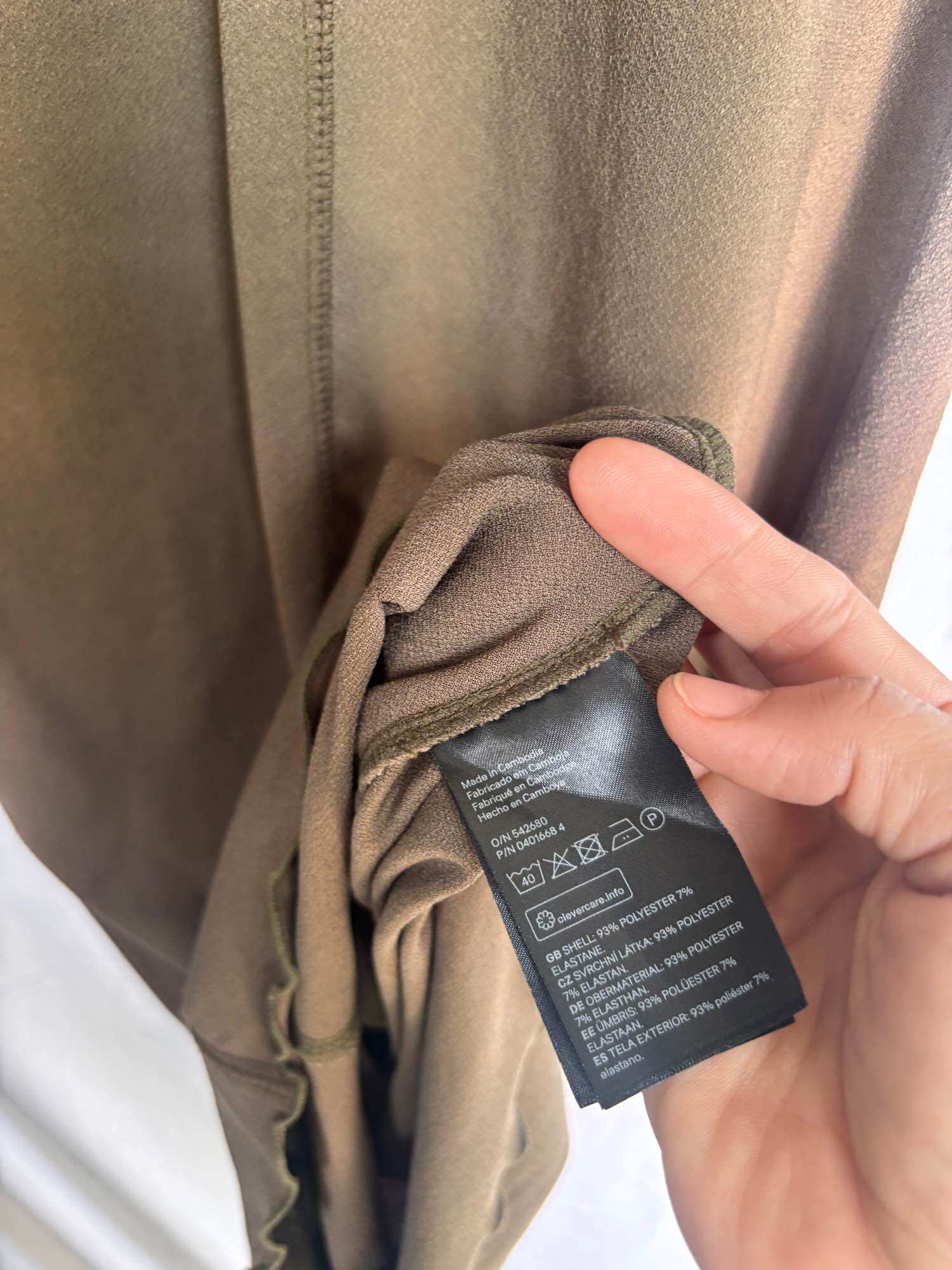 Đầm H&M cổ Lọ sz Xs, new 95%
