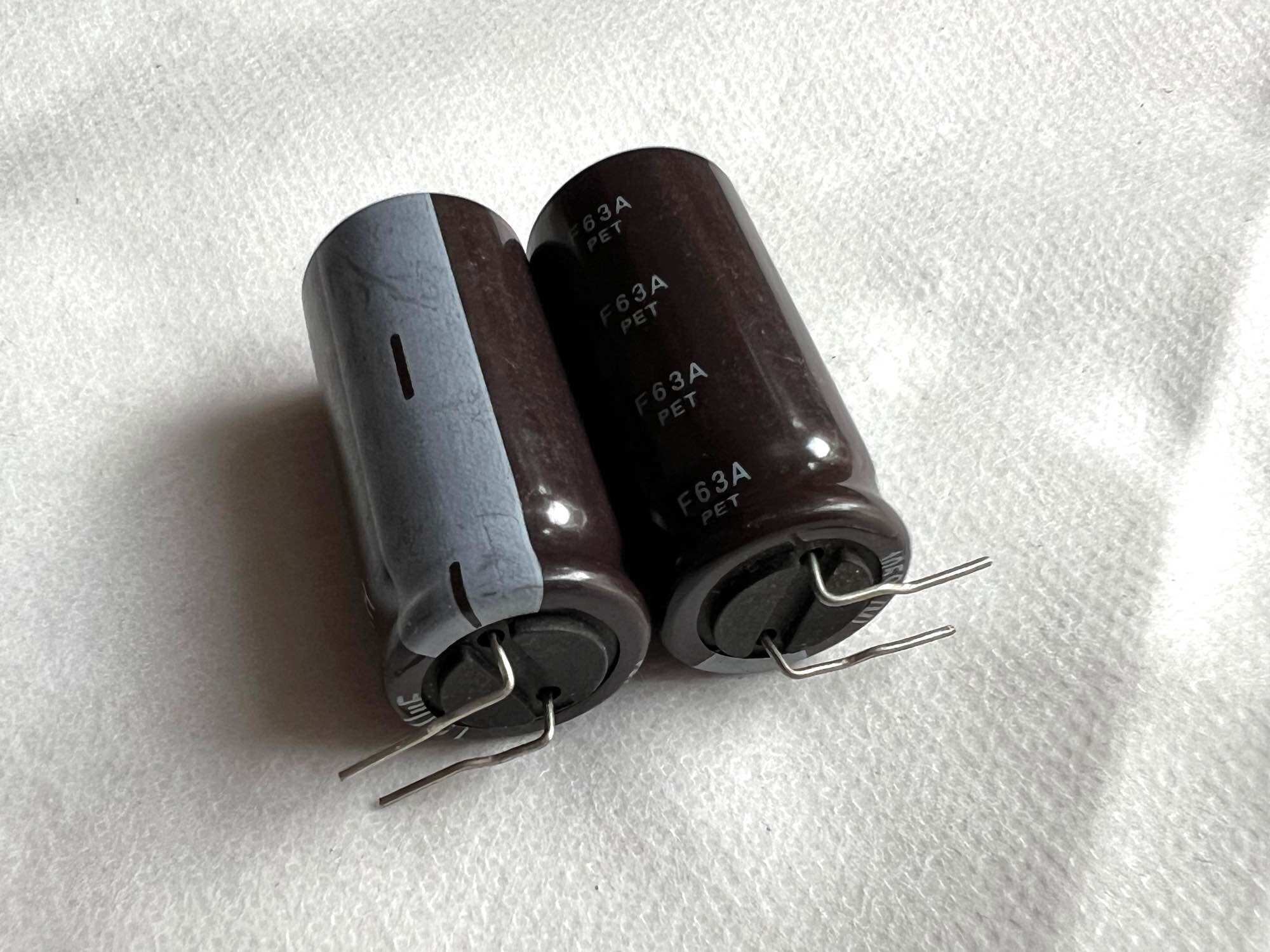 TỤ NGUỒN 450V 150UF KT: 20x42mm HÃNG SAMYOUNG ( 450V150UF 150UF450V 150UF 450V )