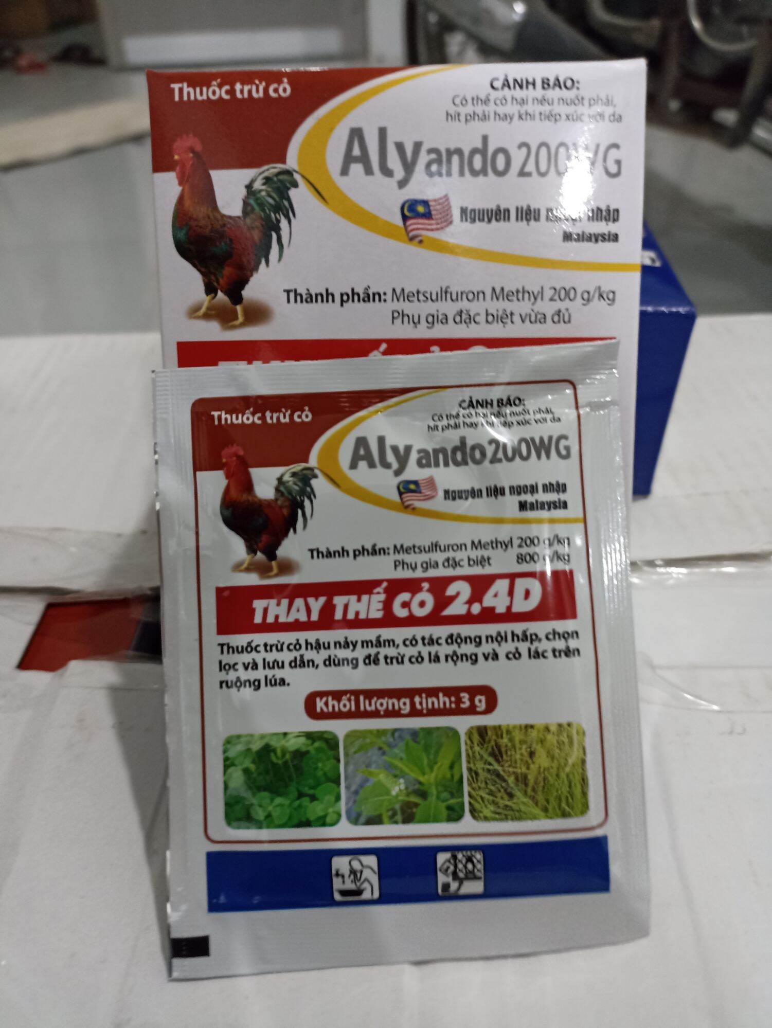 Thuốc trừ cỏ thay thế 2.4D gói 3g trừ cỏ hậu nảy mầm có tác động nội hấp chọn lọc và lưu dẫn dùng để trừ cỏ lá rộng và cỏ lác.