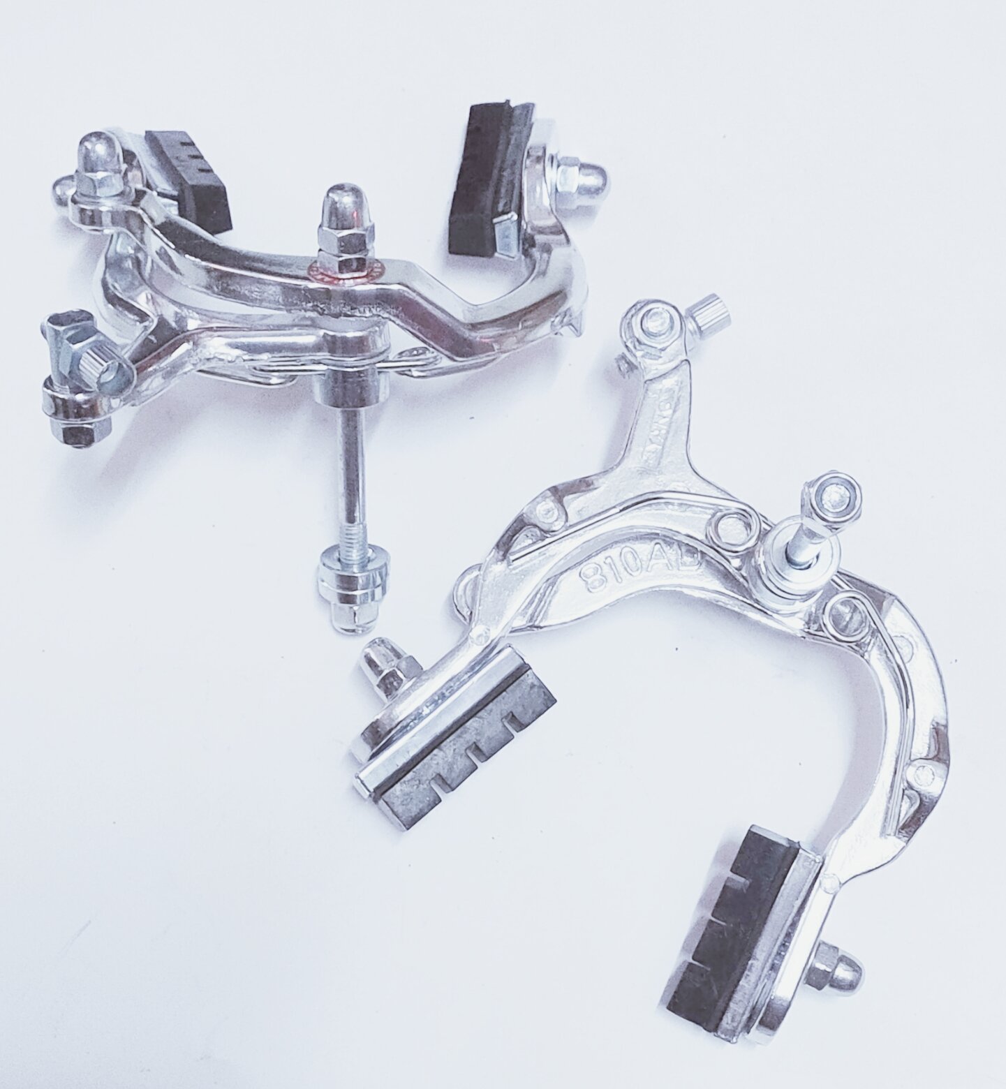 càn thắng trước + sau xe đạp 680 x 2 cái..