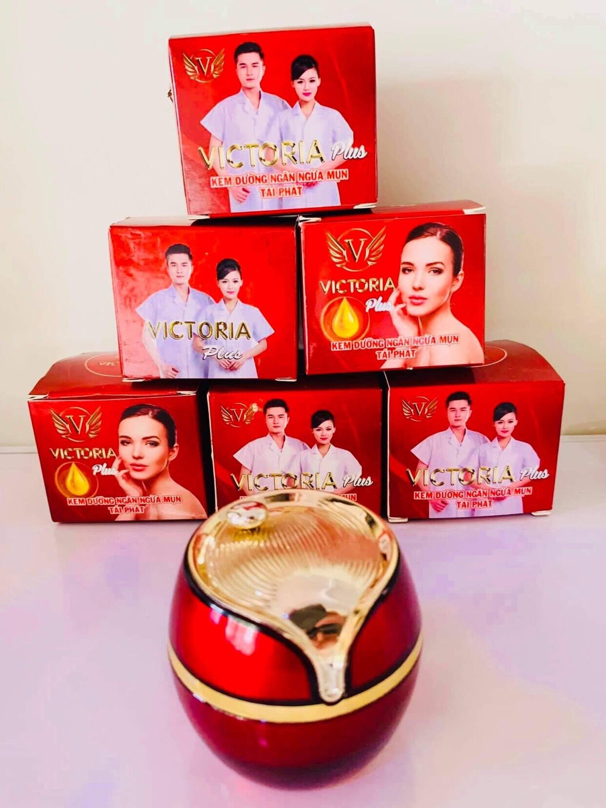 Kem dưỡng trắng victoria