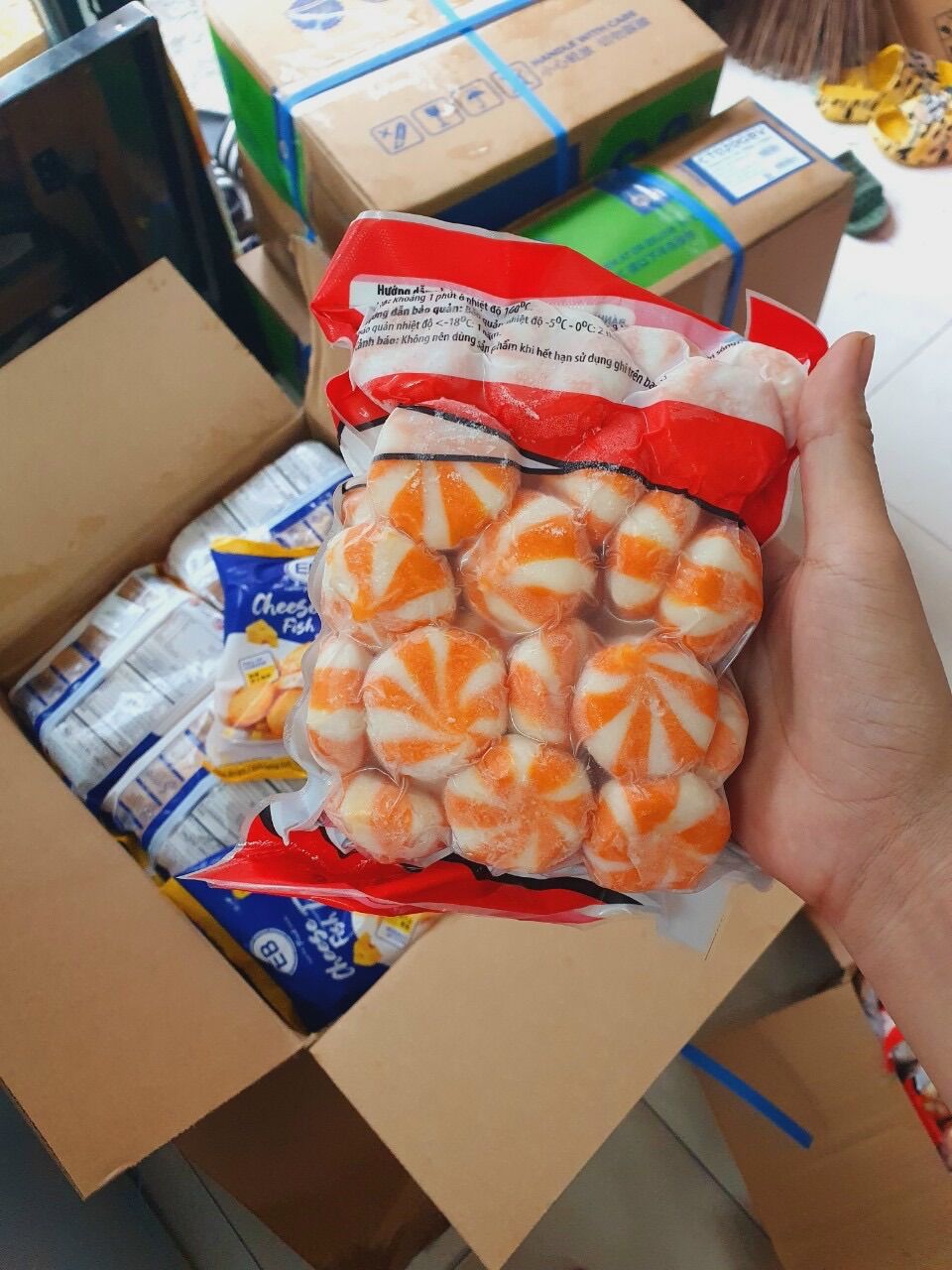 Bánh bảo thả lẩu trứng cá hồi 500g (giao tphcm)