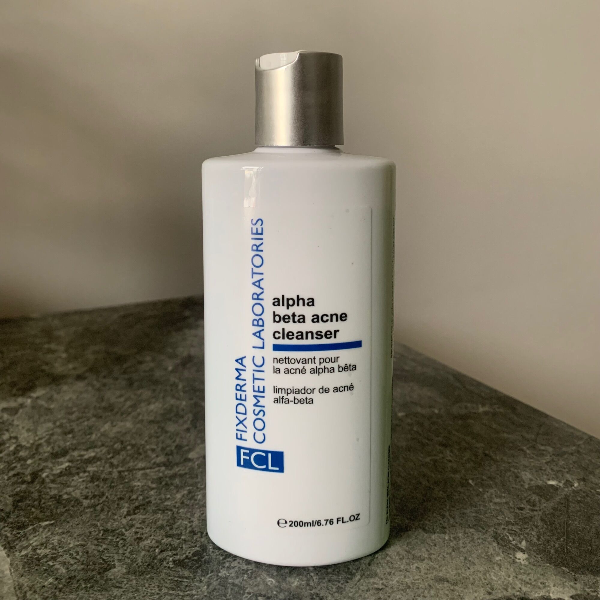 Sữa rửa mặt Fix Derma FCL ALPHA-BETA ACNE CLEANSER