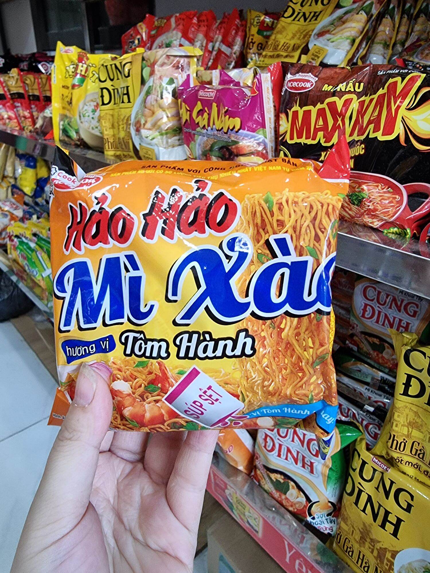 Combo 10 gói mì Hảo Hảo mì xào tôm hành