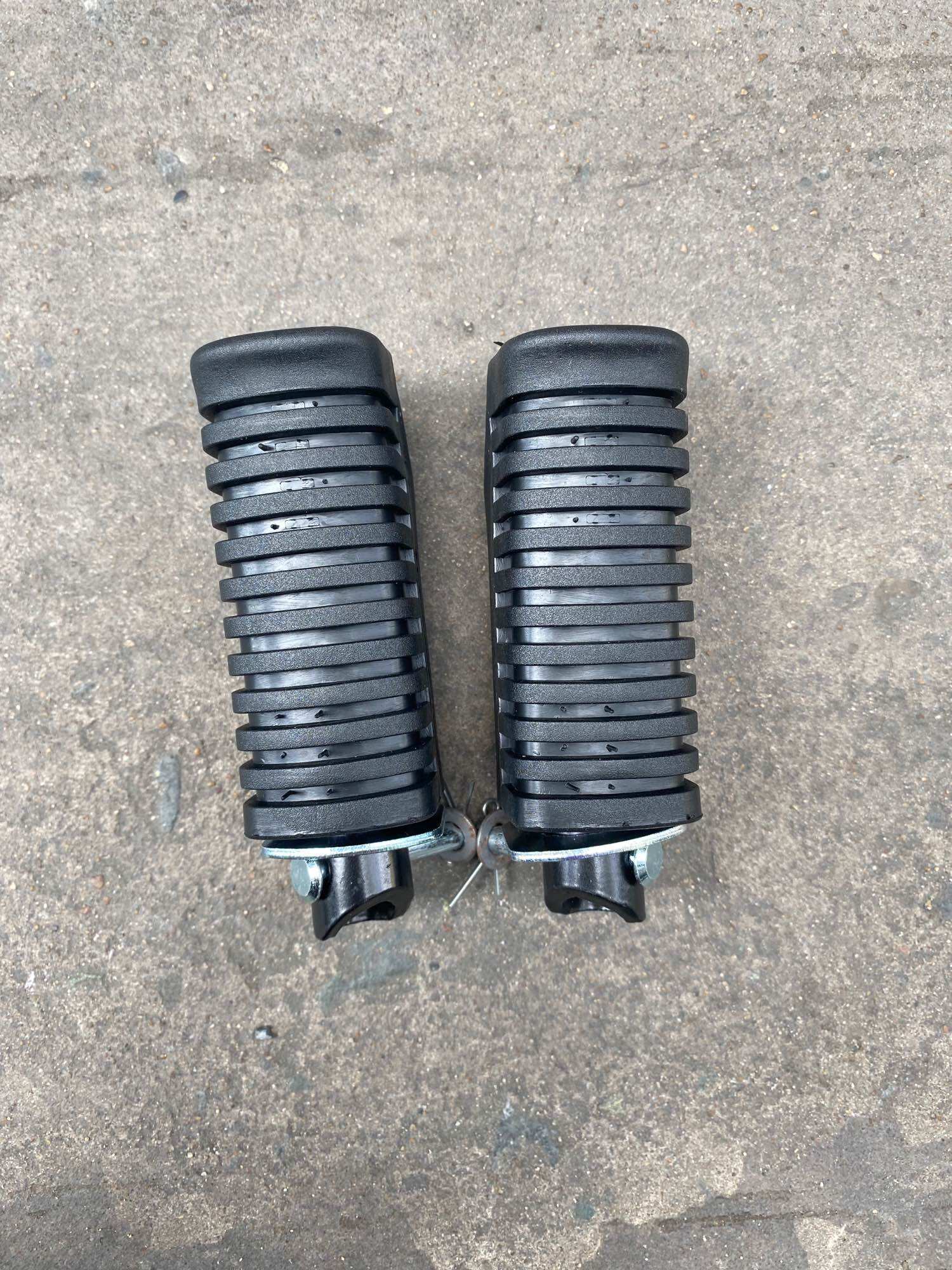 Gác chân sau xe/ xếp sau Wave (cặp) /Wave 50cc