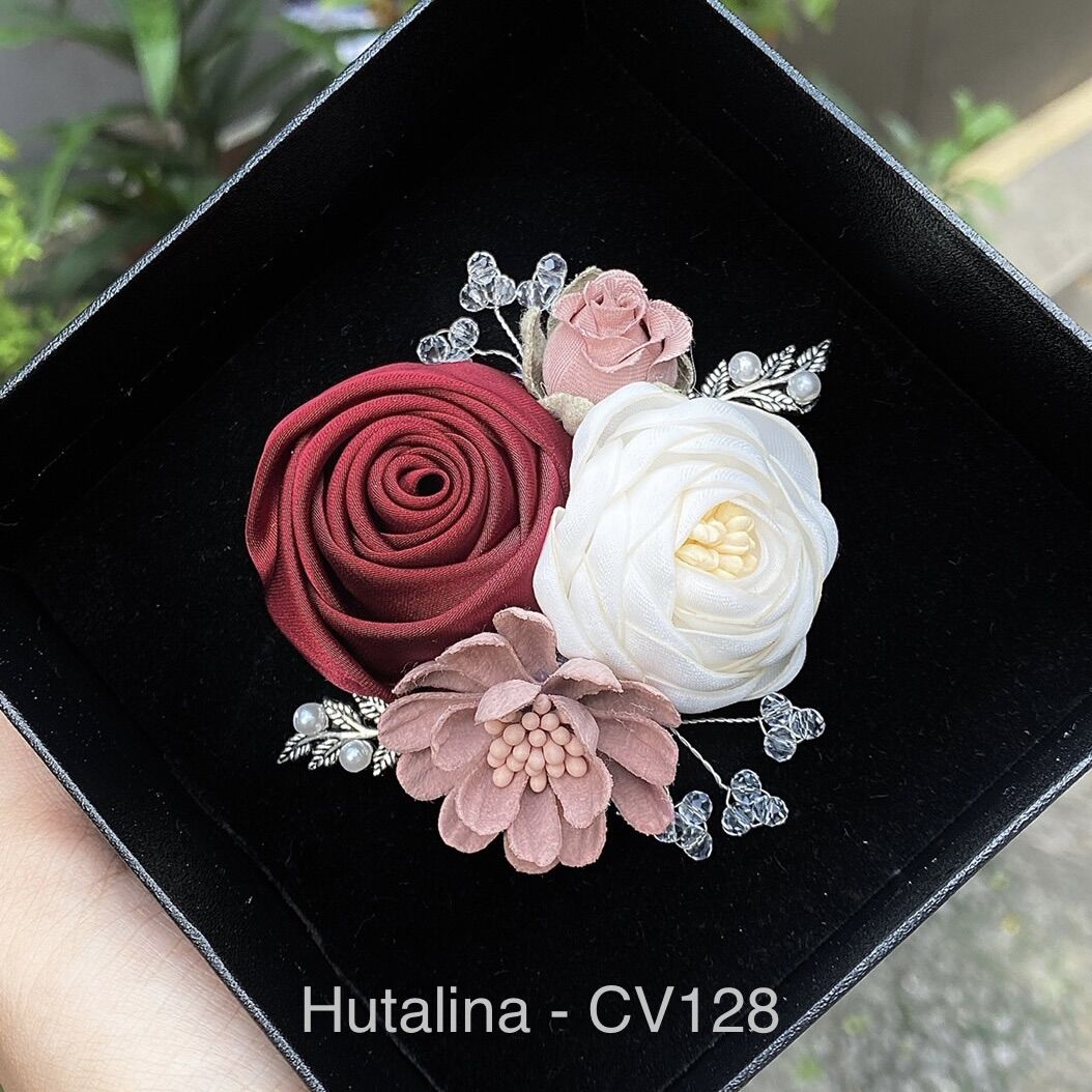 Hoa Cài Áo Handmade CV128 - HUTALINA
