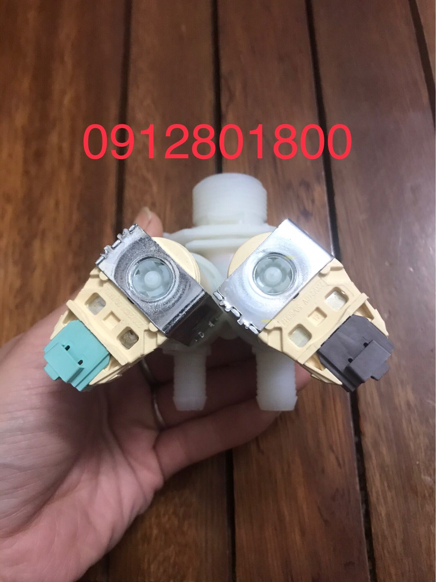 Van cấp nước đôi máy giặt Electrolux chính hãng