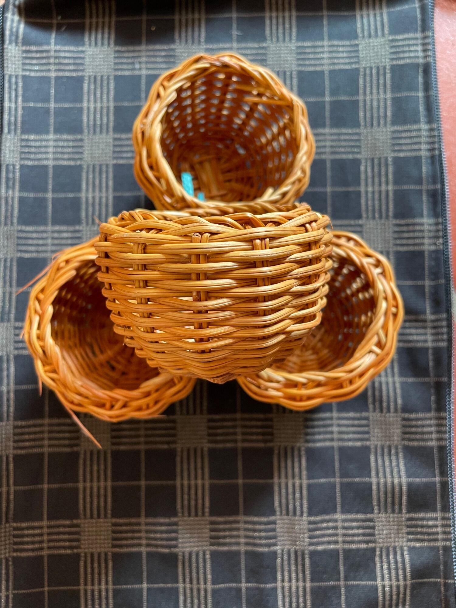 Giỏ thóc cho cu gáy