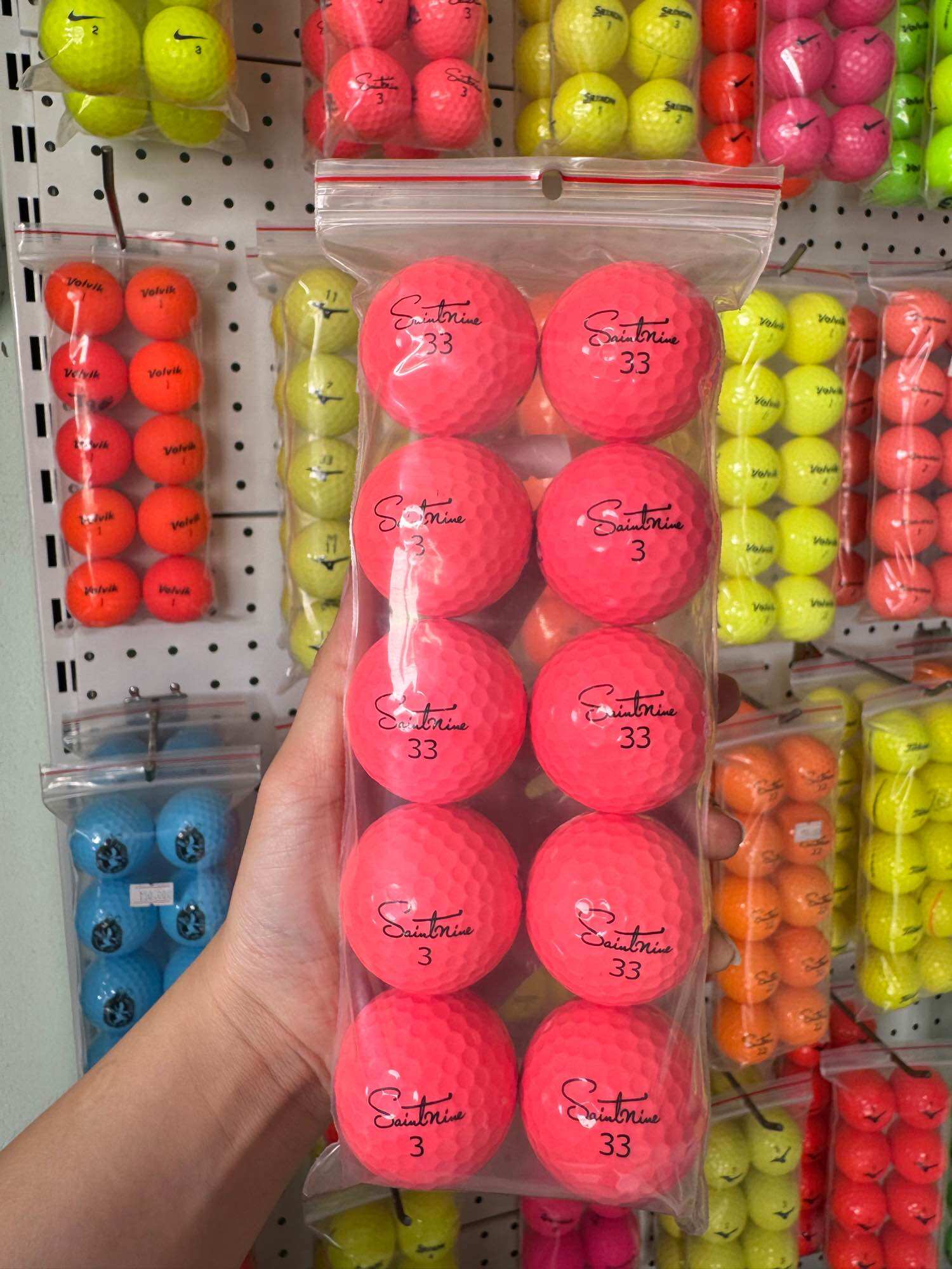Bóng Golf Saintnine màu độ mới 98%