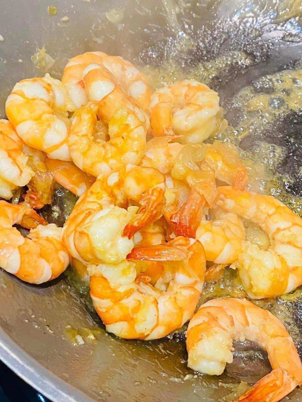 Khay 0,5kg NÕN TÔM TƯƠI bóc sẵn (giao hoả tốc)