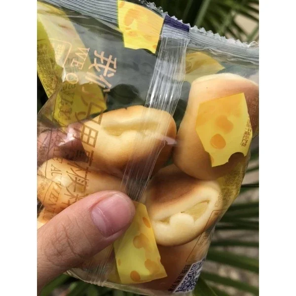 Lẻ 1 cái bánh mì bi phô mai