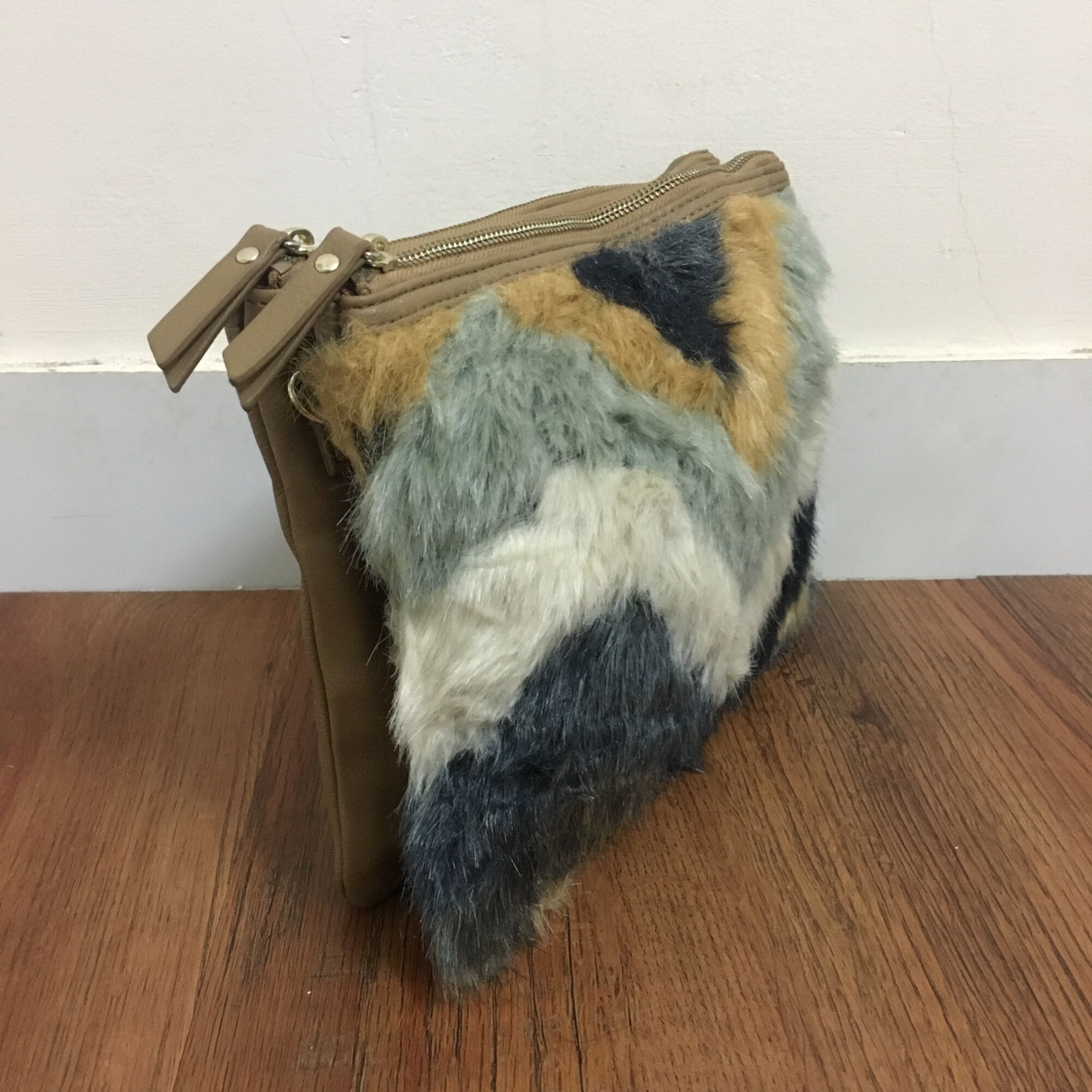 CLUTCH NỮ [HÀNG 2HAND KIỆN NHẬT]