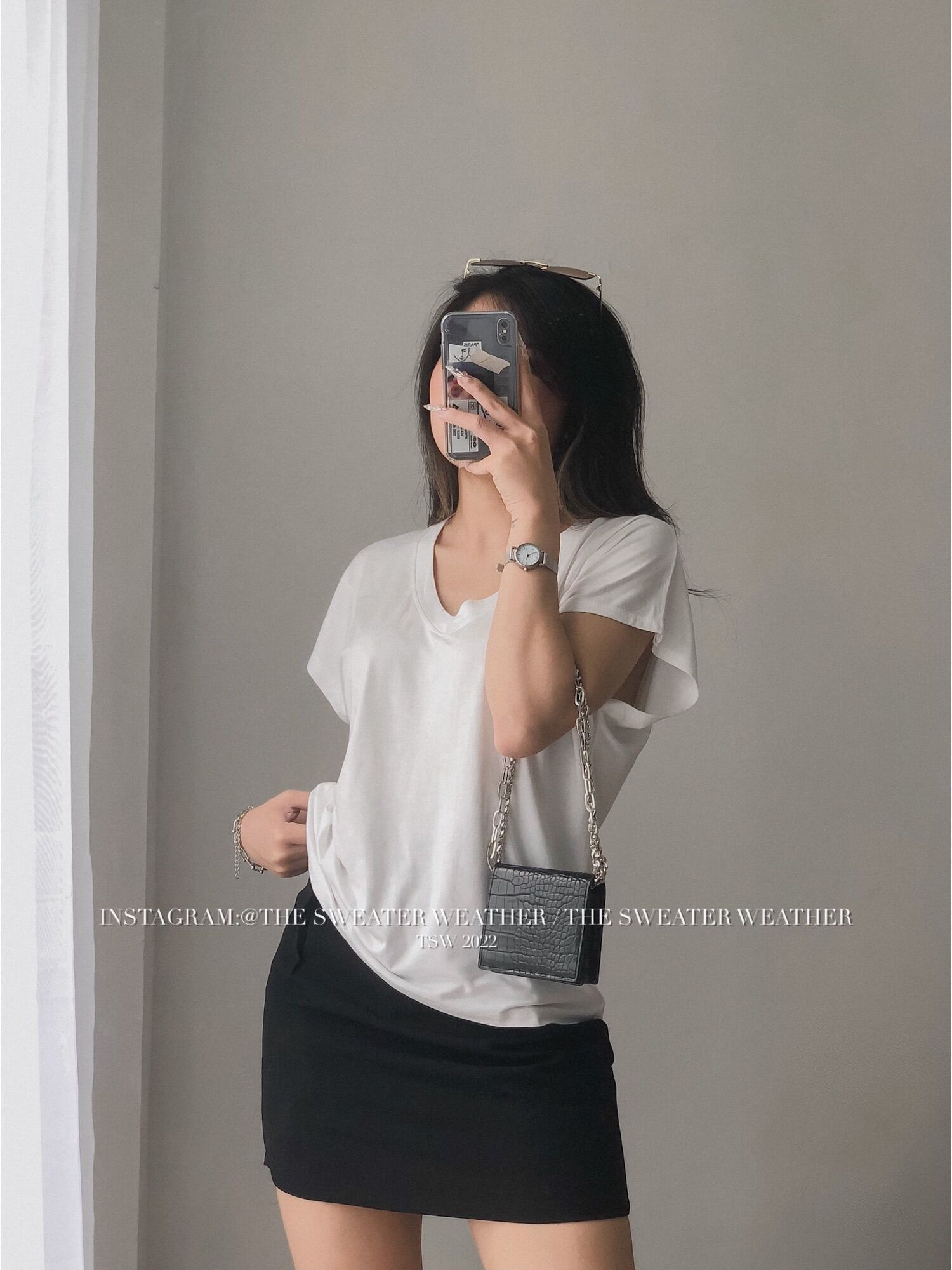 Áo phông trơn cổ V tay vát basic the.sweaterweather TSW