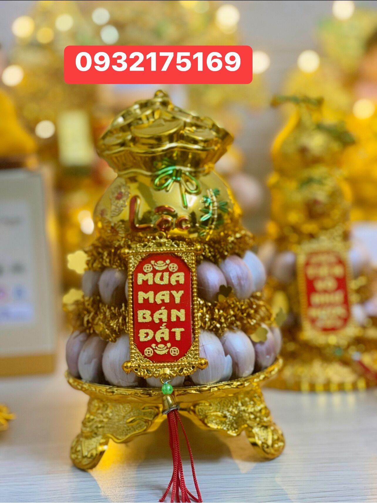 Tháp tỏi hủ vàng chiêu tài lộc
