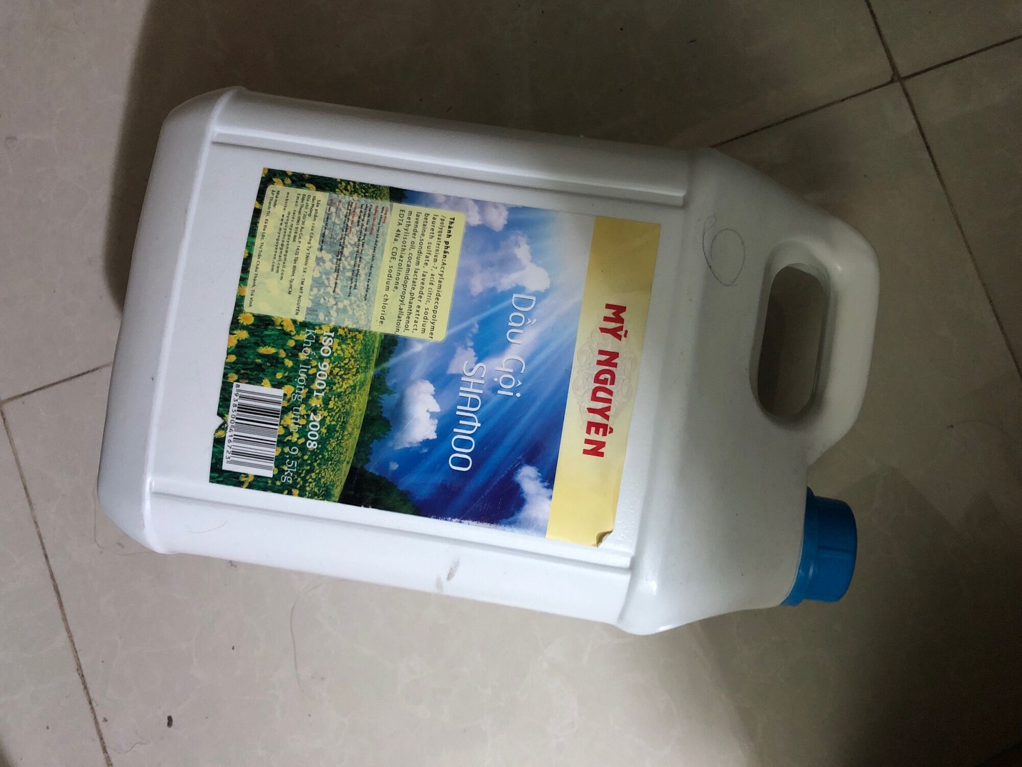 Can 10 lít dầu gội đầu , sữa tắm can siêu to cho nhà nghỉ, khách sạn