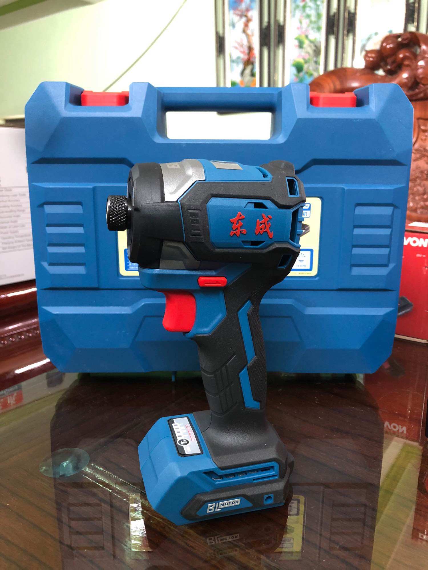 Máy bắn vít pin dongcheng 20V DCPL208 chính hãng