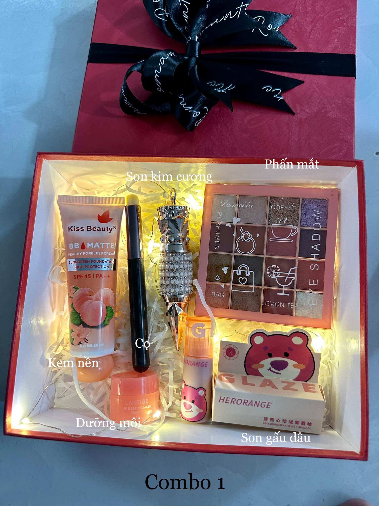 Hộp quà tặng bạn gái có đèn, quà tặng mẹ, combo quà tặng makeup xinh xắn
