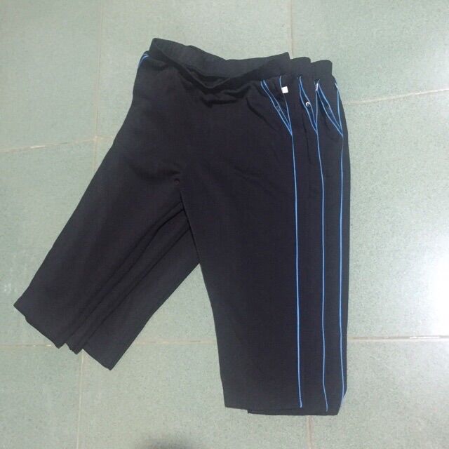 Quần lửng thể thao nữ đẹp giá rẻ