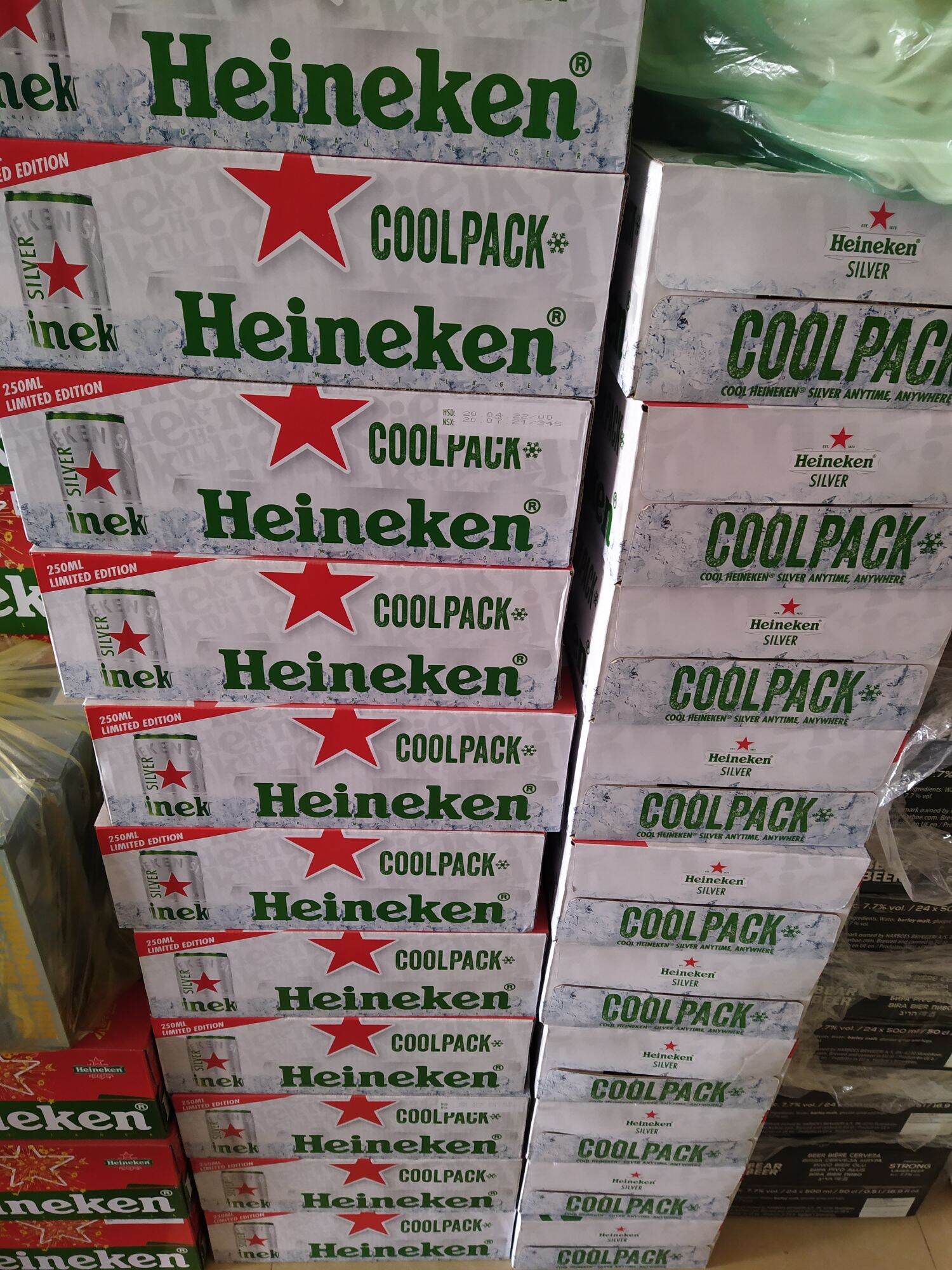 Thùng Heineken bạc 24lon x 330ml