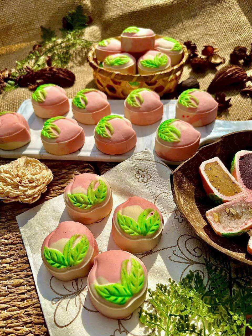 BÁNH TRUNG THU TRÁI ĐÀO ( Hộp 6 cái 250gr ) 🍑🍑🍑