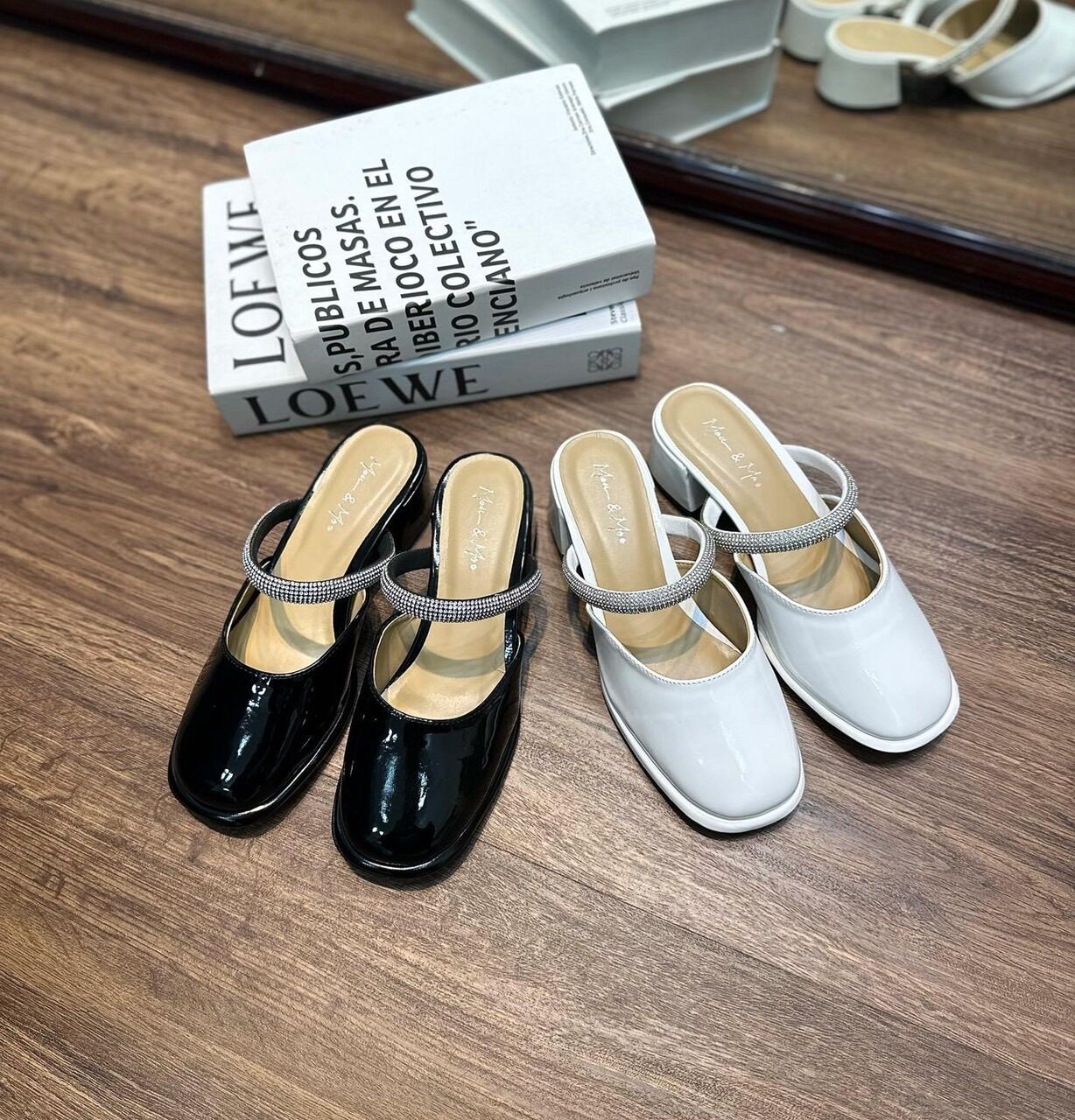 Giày sục búp bê nữ đế độn 5cm màu trắng đen siêu xinh / sục gót vuông quai nhũ cao 5cm HÀNG FULLBOX QC