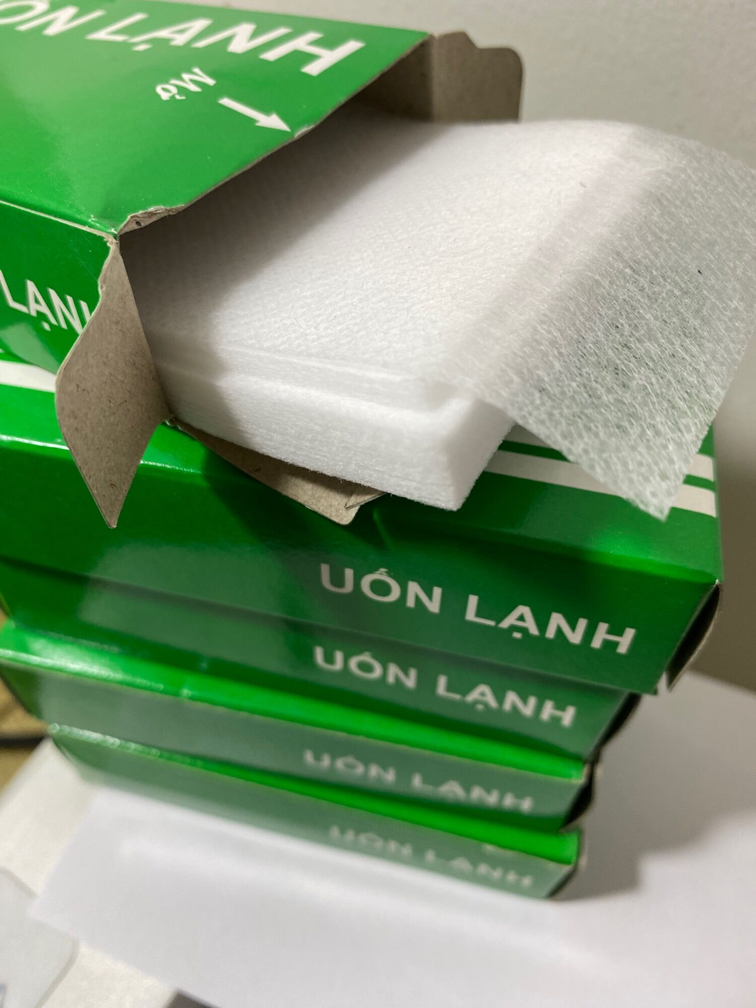 Giấy uốn lạnh - Vải không dệt dùng lót dụng cụ xương uốn tóc 50 miếng