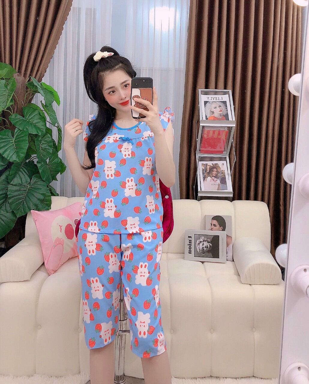 Silk Pajamas for Women under 50kg. A09