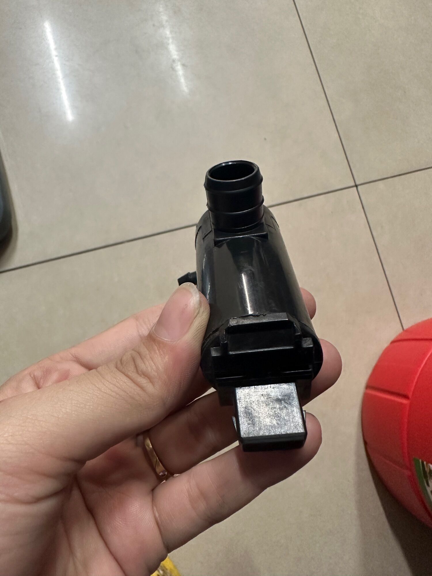 MÔ TƠ BƠM NƯỚC RỬA KÍNH FORD TRANSIT 2008-2021