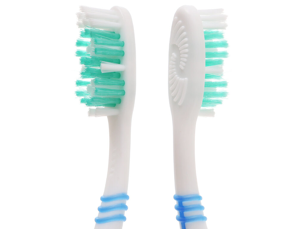 Bàn chải đánh răng Oral-B lông mềm Easy Clean vỉ 3 cây
