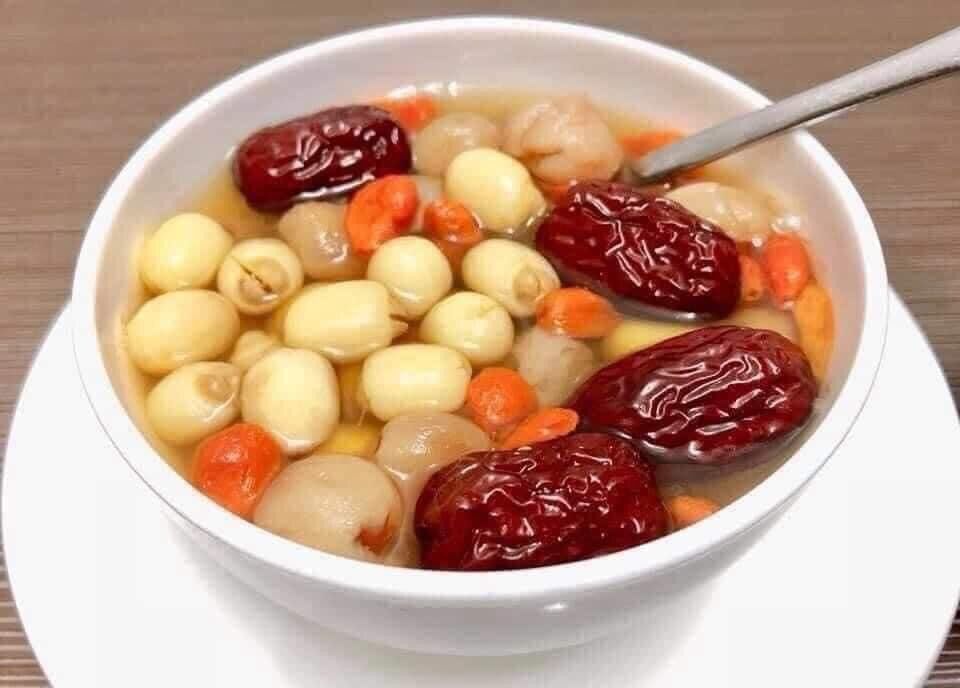 Táo đỏ hộp 1kg