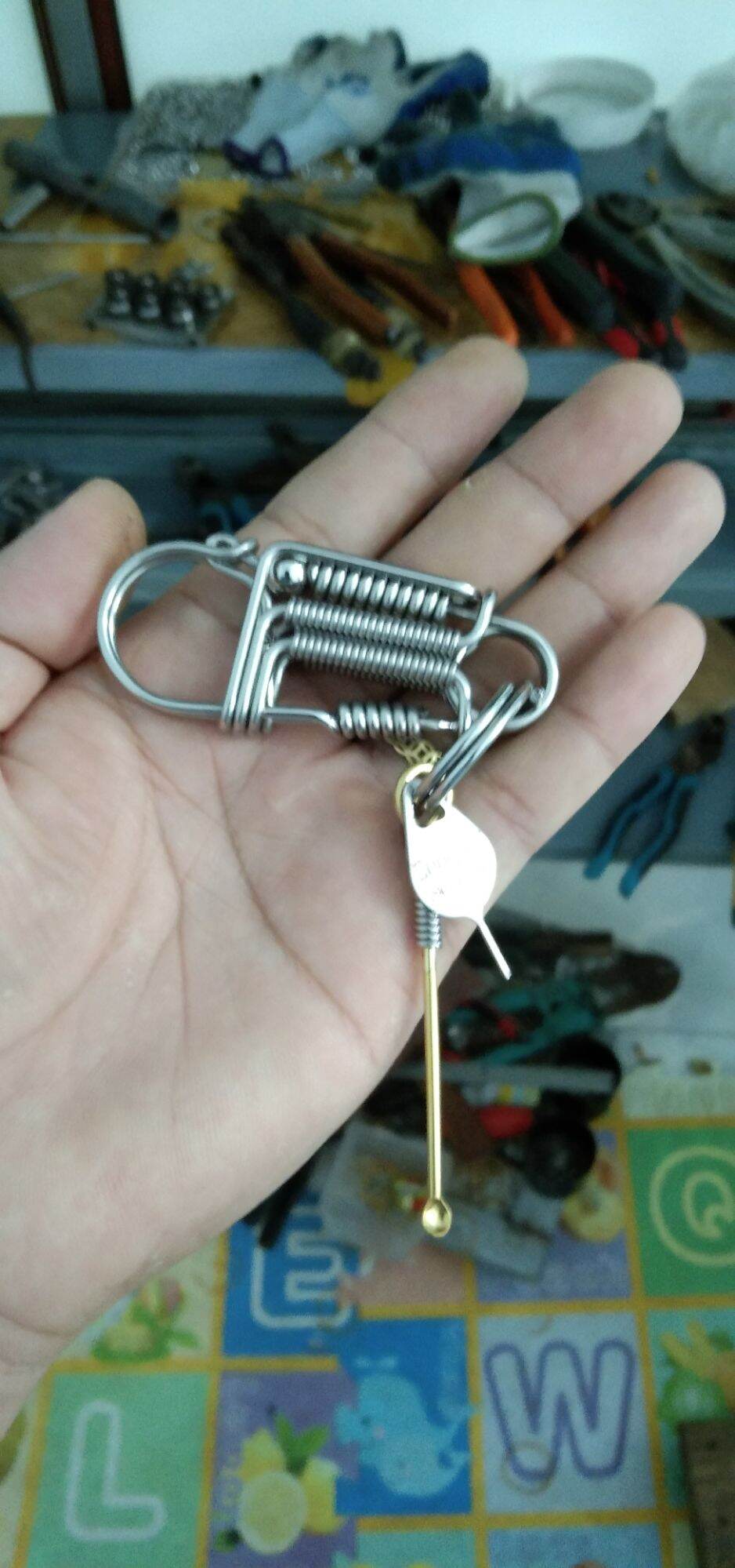 Móc khóa thủ công