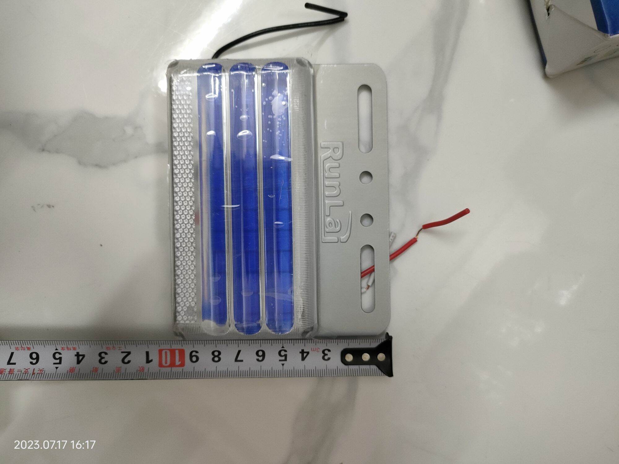Đèn sườn RunLai 5002 , giá 1 cặp ( 2 cái ) 80K
