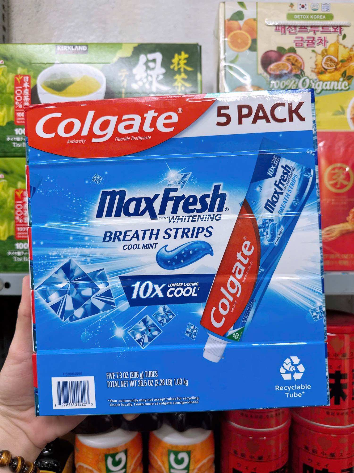 5 tuýp kem đánh răng Colgate MaxFresh Breath Strips Cool Mint 206g Mỹ.